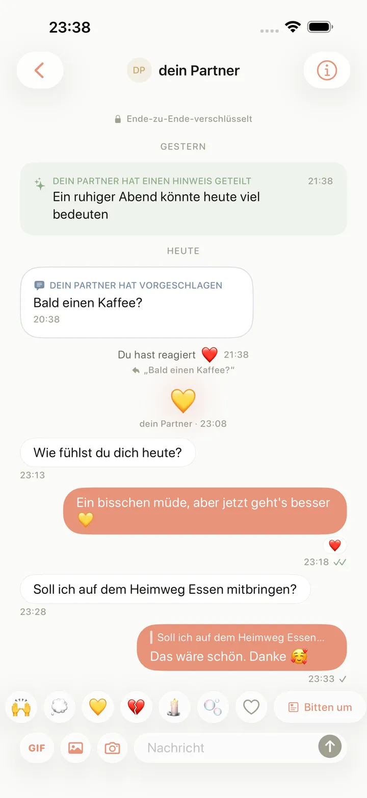 Der Chat von Pulse auf dem iPhone, Ende-zu-Ende verschlüsselt, mit einem Herz, das ihr beide gehalten habt